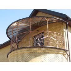 Кований козирок з напівкруглим дахом із полікарбонату